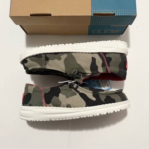 Hey Dude | Funk Camouflage Wendy Toddler Slip On Shoes - Picture 3 of 4